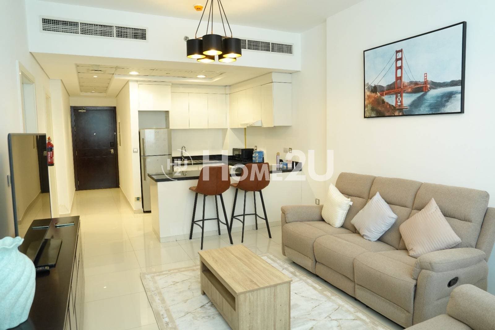 Huge 1 BHK | Furnished | Prime Location